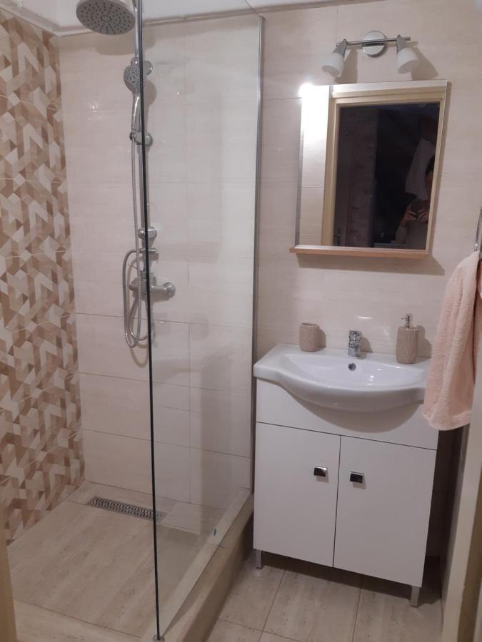Pakasz Nyaralohaz Villa Tiszafüred Exteriör bild